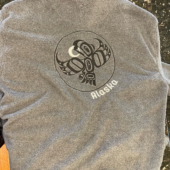 Men’s size medium gray fleece jacket. The back is decorated with Alaskan design. - Picture 3 of 3